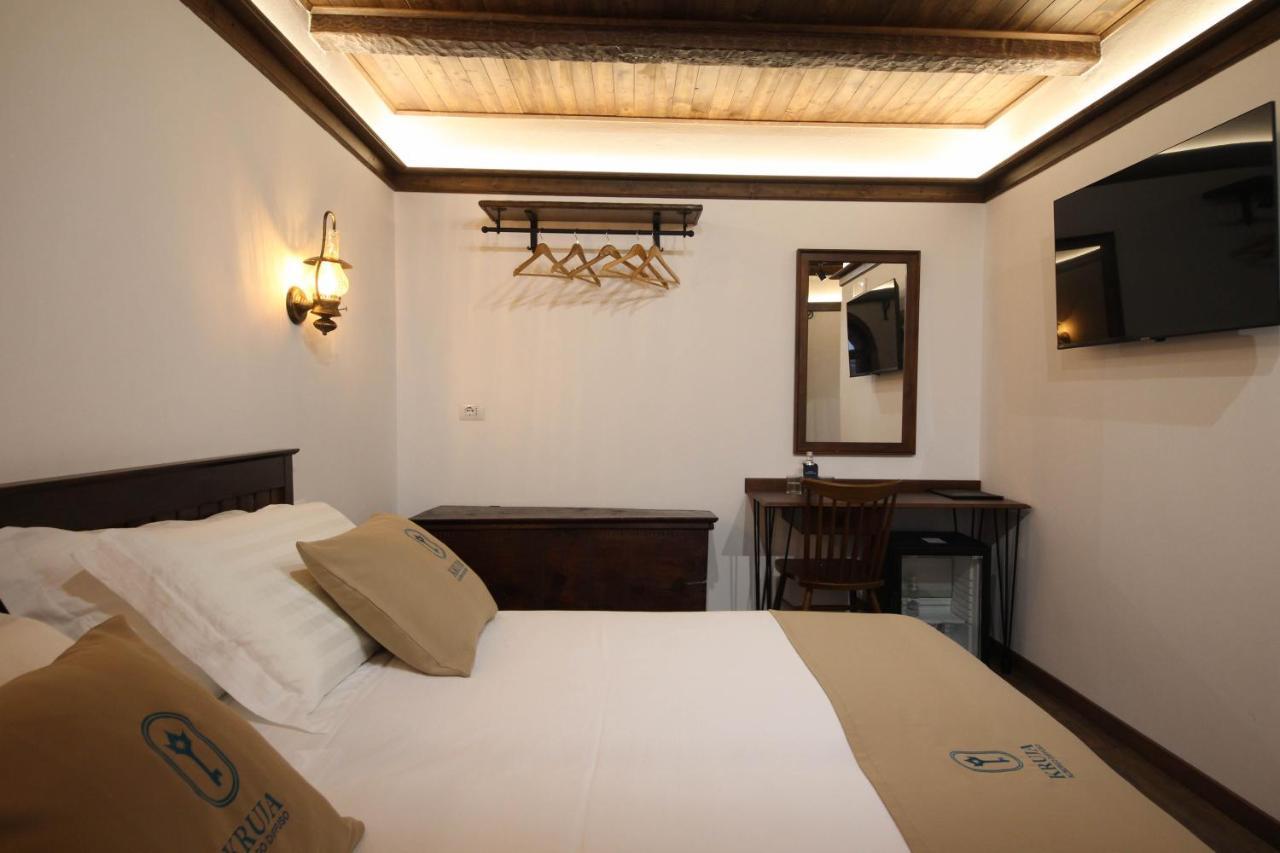 Kruja Albergo Diffuso , Inside Kruja Castle Esterno foto