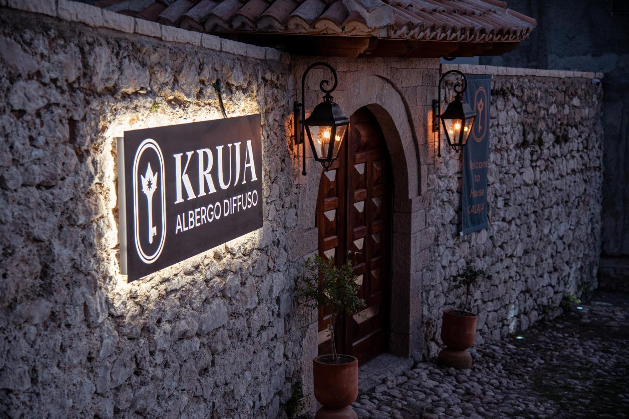 Kruja Albergo Diffuso , Inside Kruja Castle Esterno foto